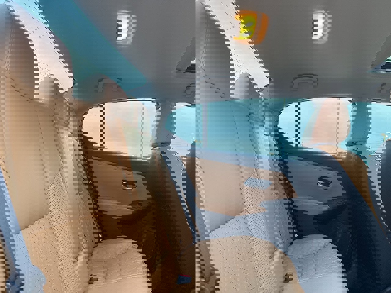 Used 2022 Nissan Sentra SV w/ SV Premium Package image 29