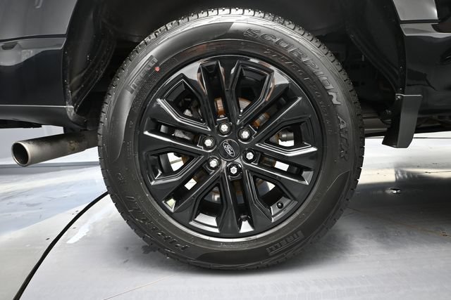 Used 2022 Ford F150 Lariat w/ Equipment Group 502A High AWD/4WD image 11