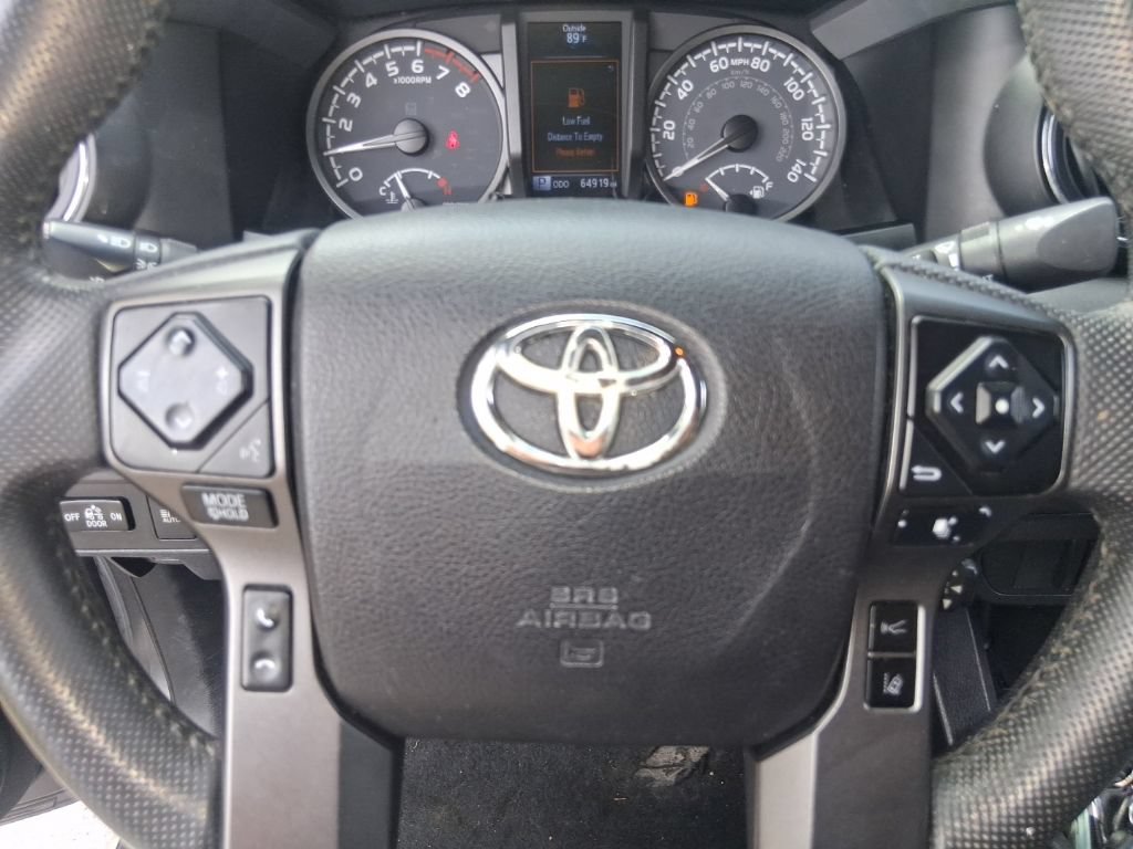 Used 2021 Toyota Tacoma TRD Off-Road AWD/4WD image 12