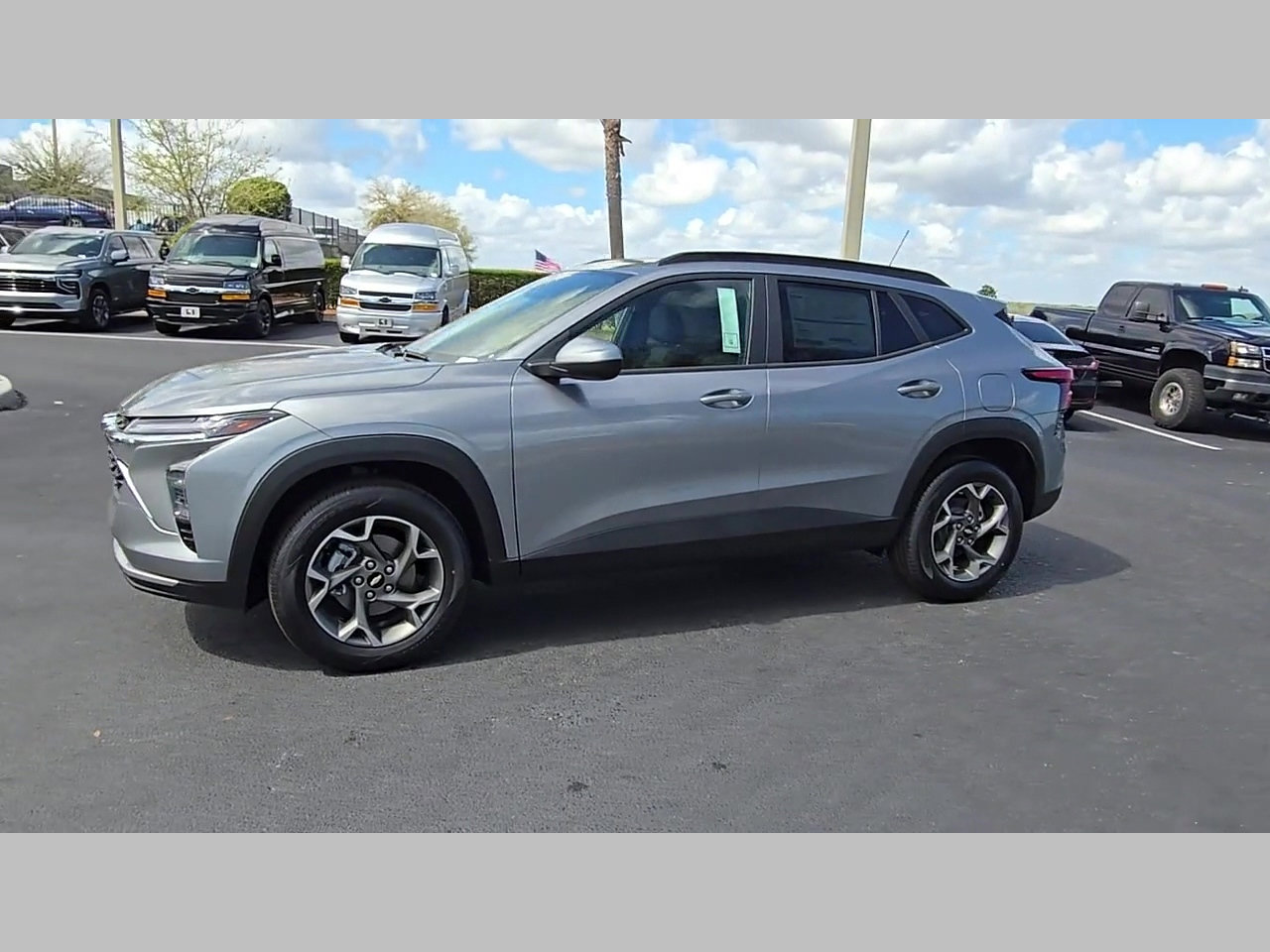 New 2026 Chevrolet Trax LT w/ Driver Confidence Package FWD image 15