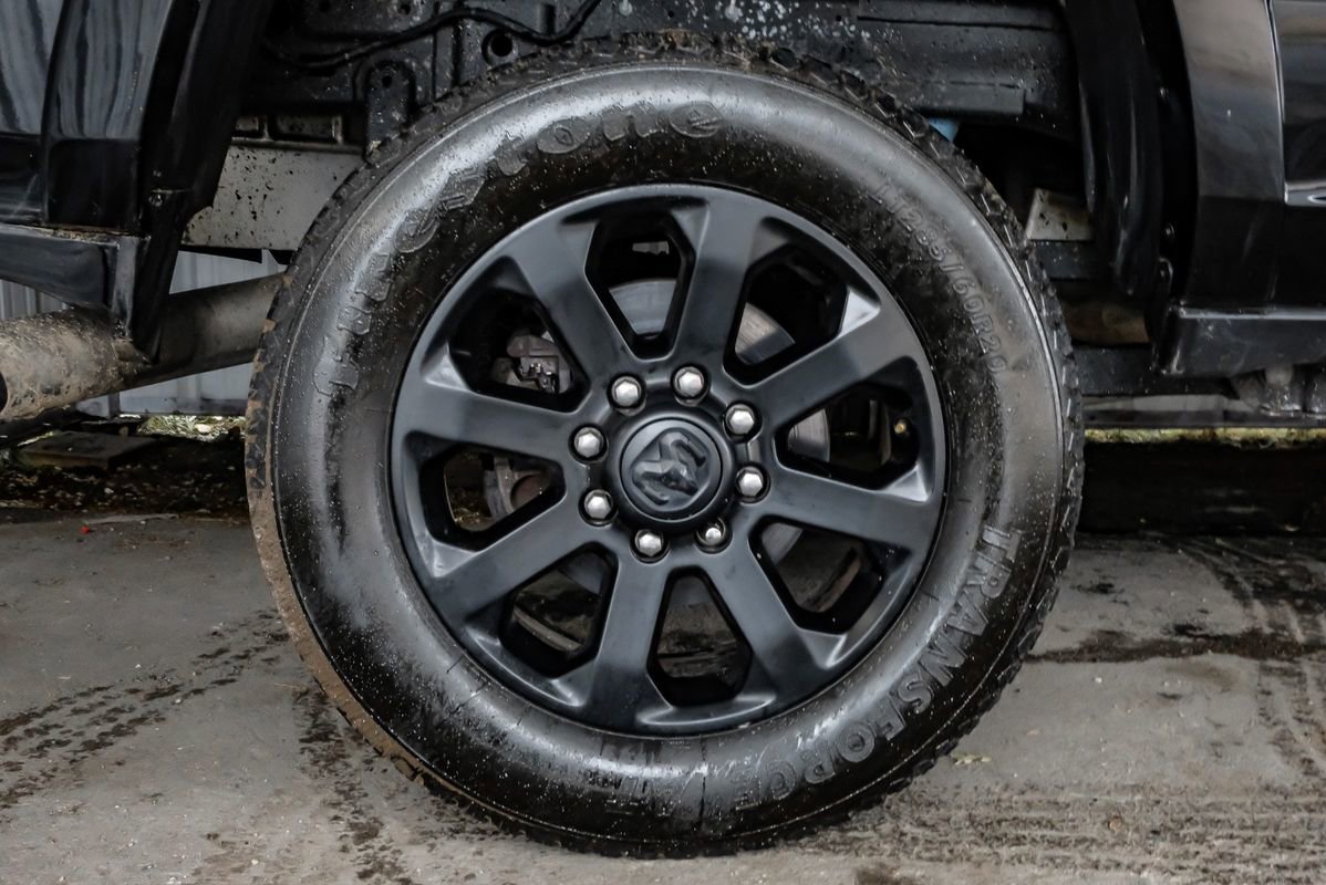 Used 2019 RAM 2500 Laramie w/ Black Appearance Package AWD/4WD image 61
