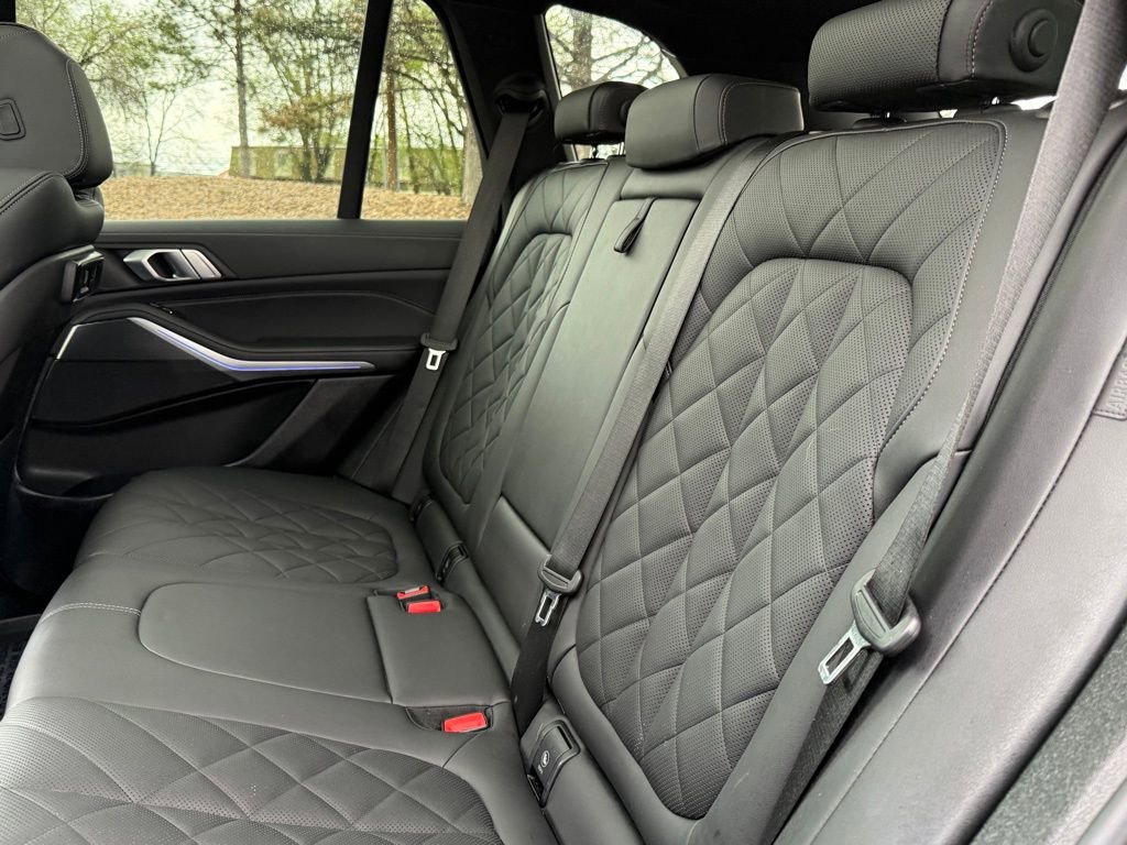 Used 2023 BMW X5 xDrive40i w/ M Sport Package image 17