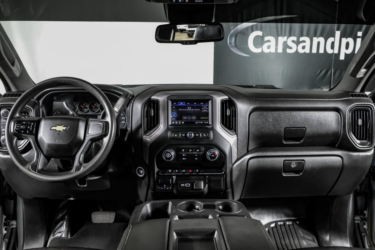 Used 2024 Chevrolet Silverado 3500 W/T AWD/4WD image 15