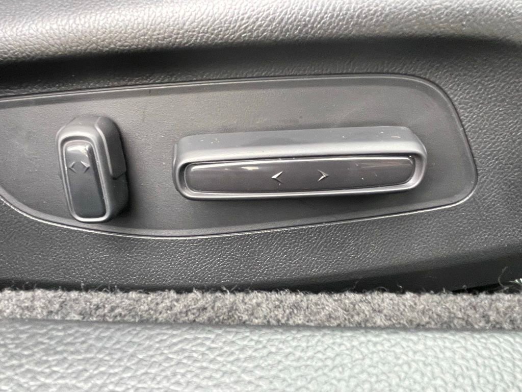 New 2025 Honda Accord EX-L image 12