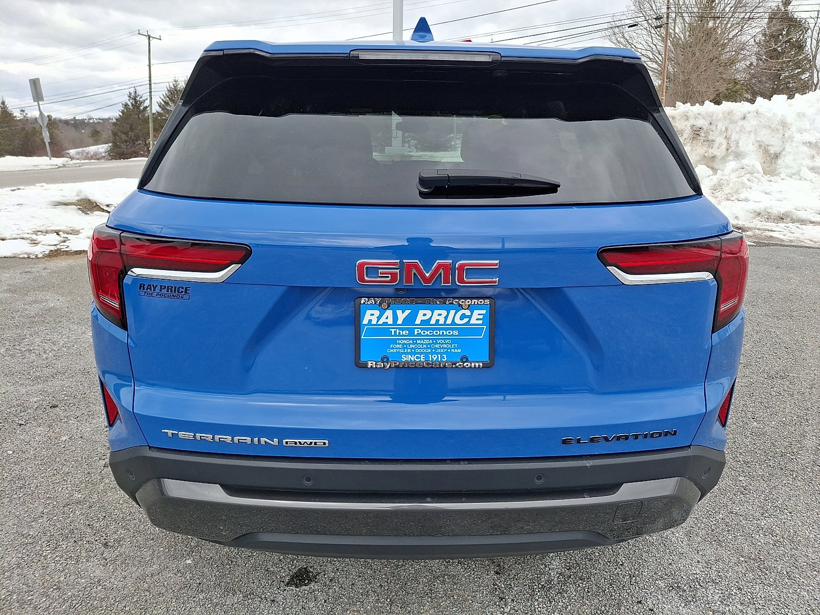 Used 2025 GMC Terrain Elevation image 5