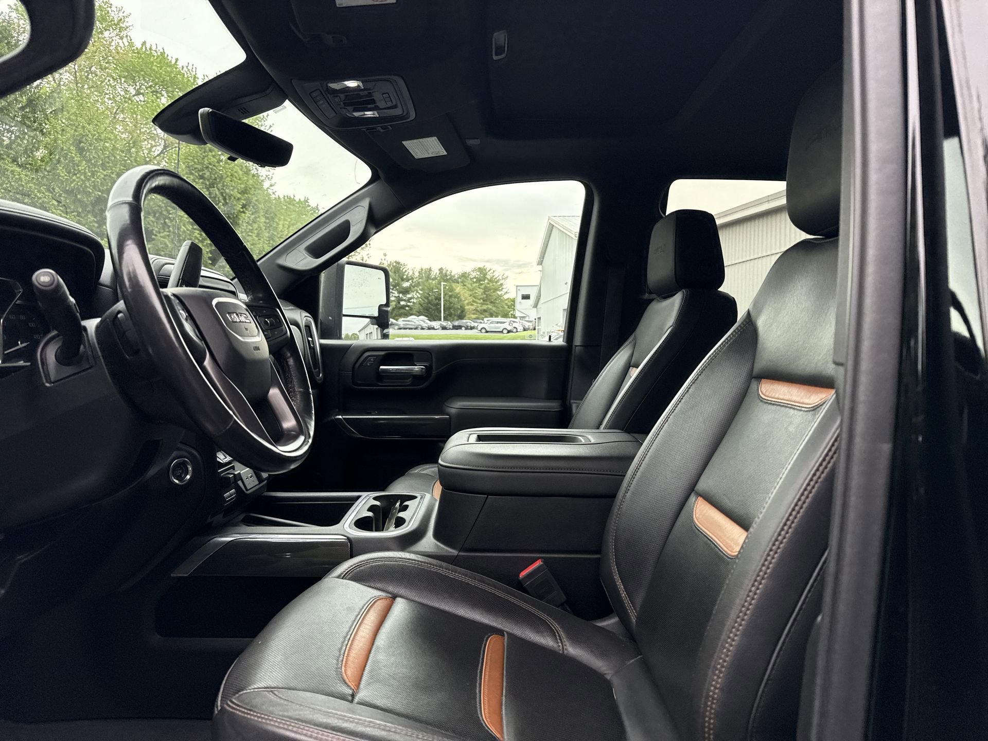 Used 2020 GMC Sierra 2500 AT4 w/ AT4 Premium Package AWD/4WD image 10