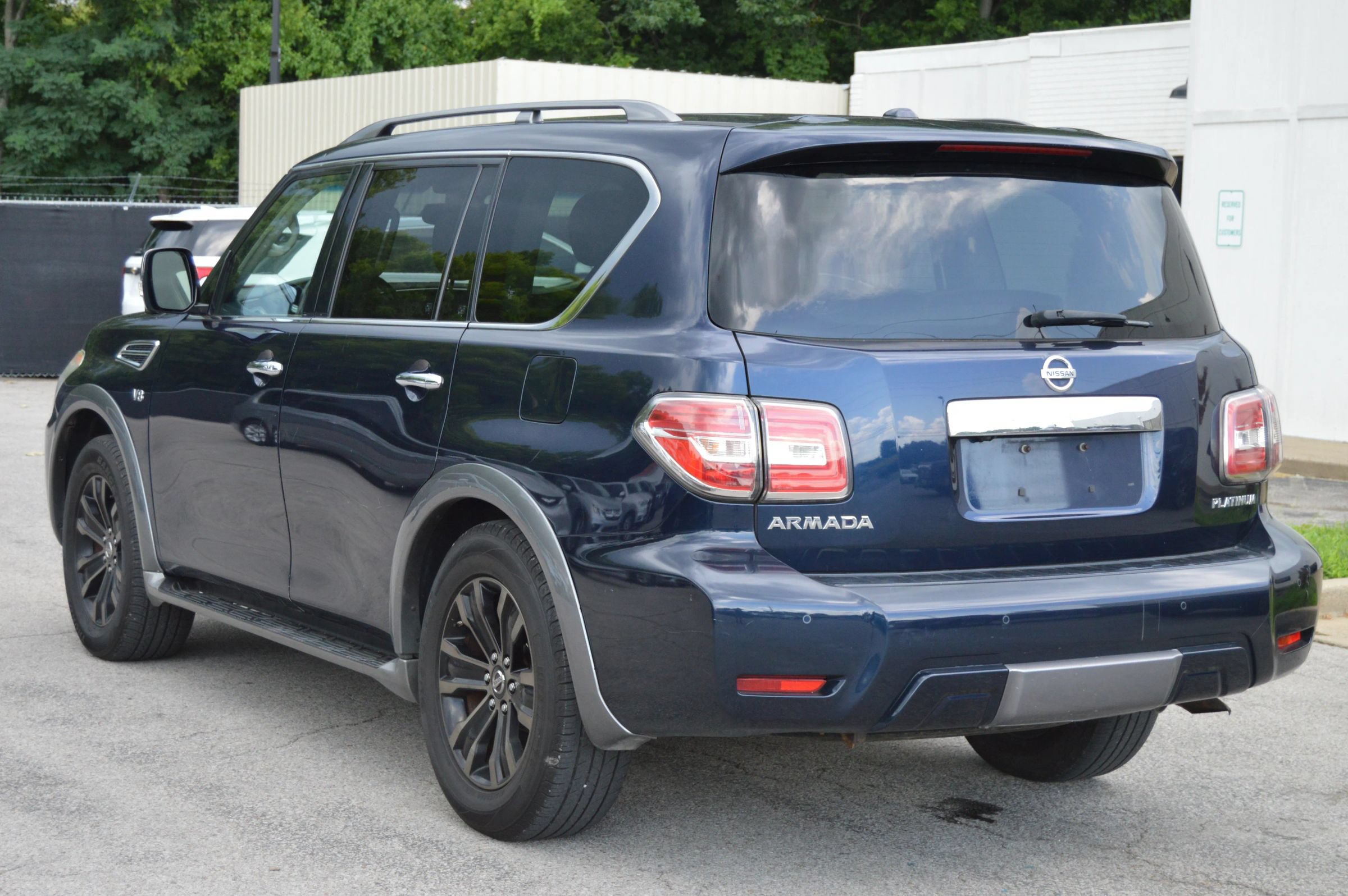 Used 2017 Nissan Armada Platinum w/ Captain Seat Package AWD/4WD image 4