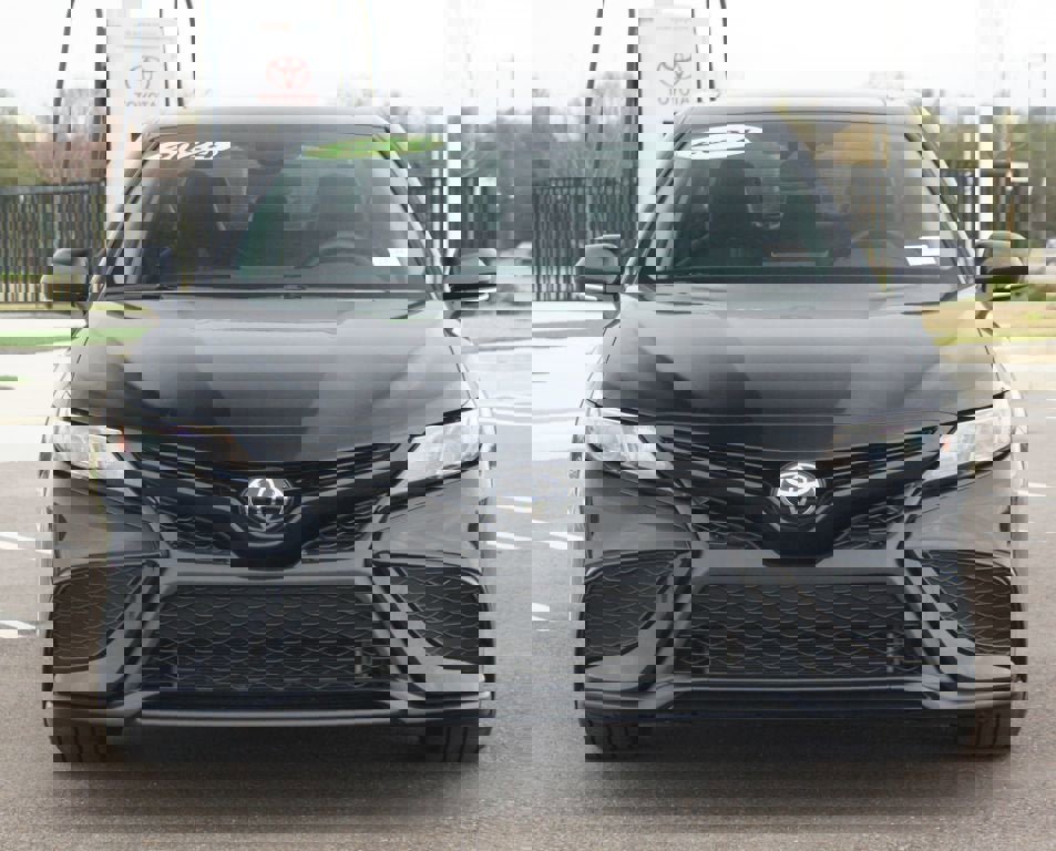 Used 2024 Toyota Camry SE image 23