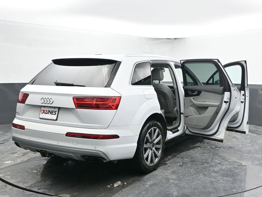 Used 2019 Audi Q7 3.0T Premium Plus w/ Premium Plus Package image 56