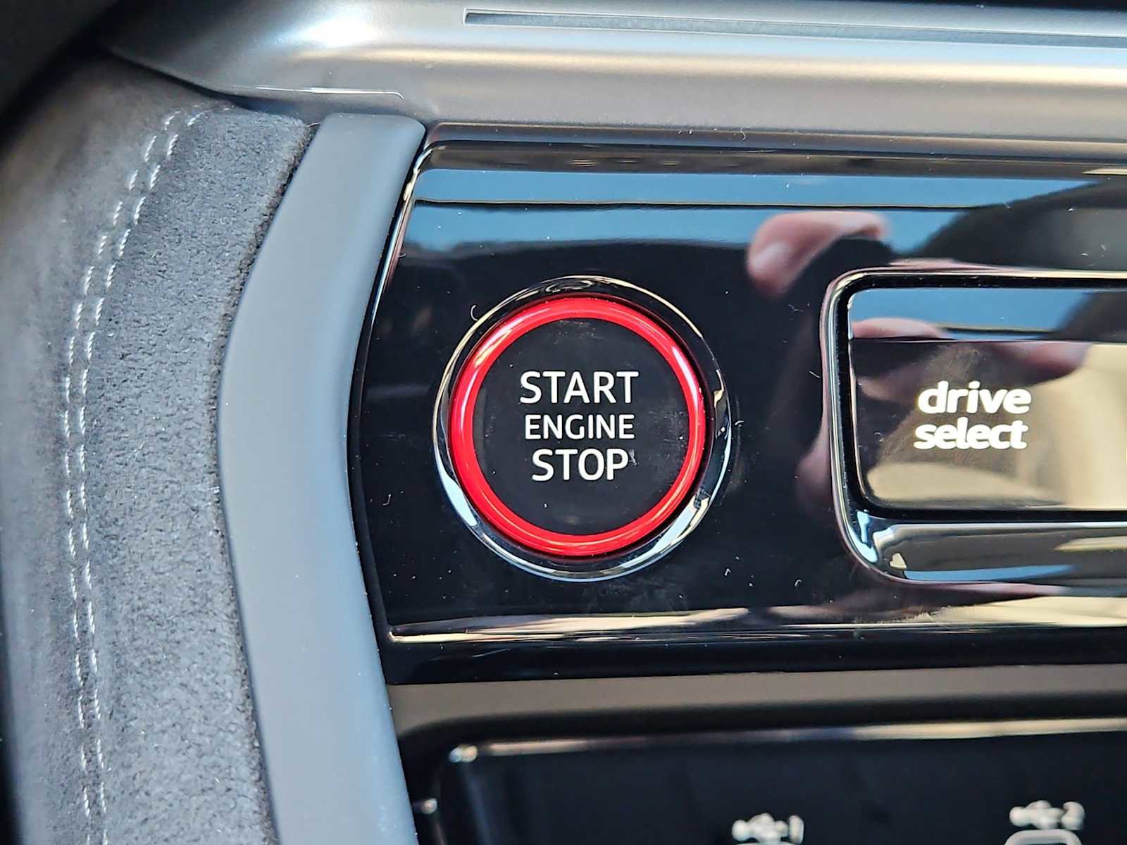 New 2025 Audi SQ5 Premium Plus image 18