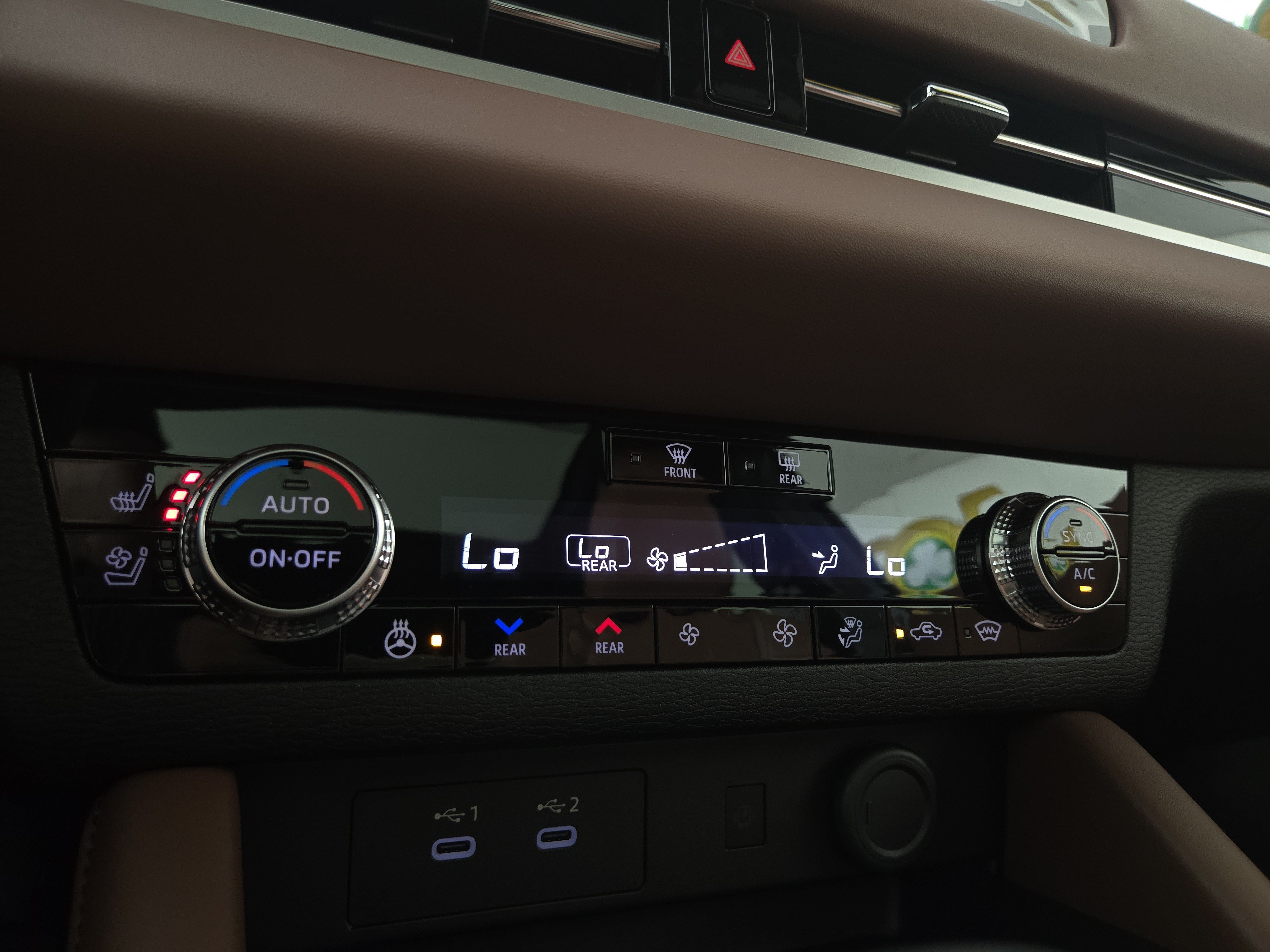 New 2026 Mitsubishi Outlander SEL AWD/4WD image 28