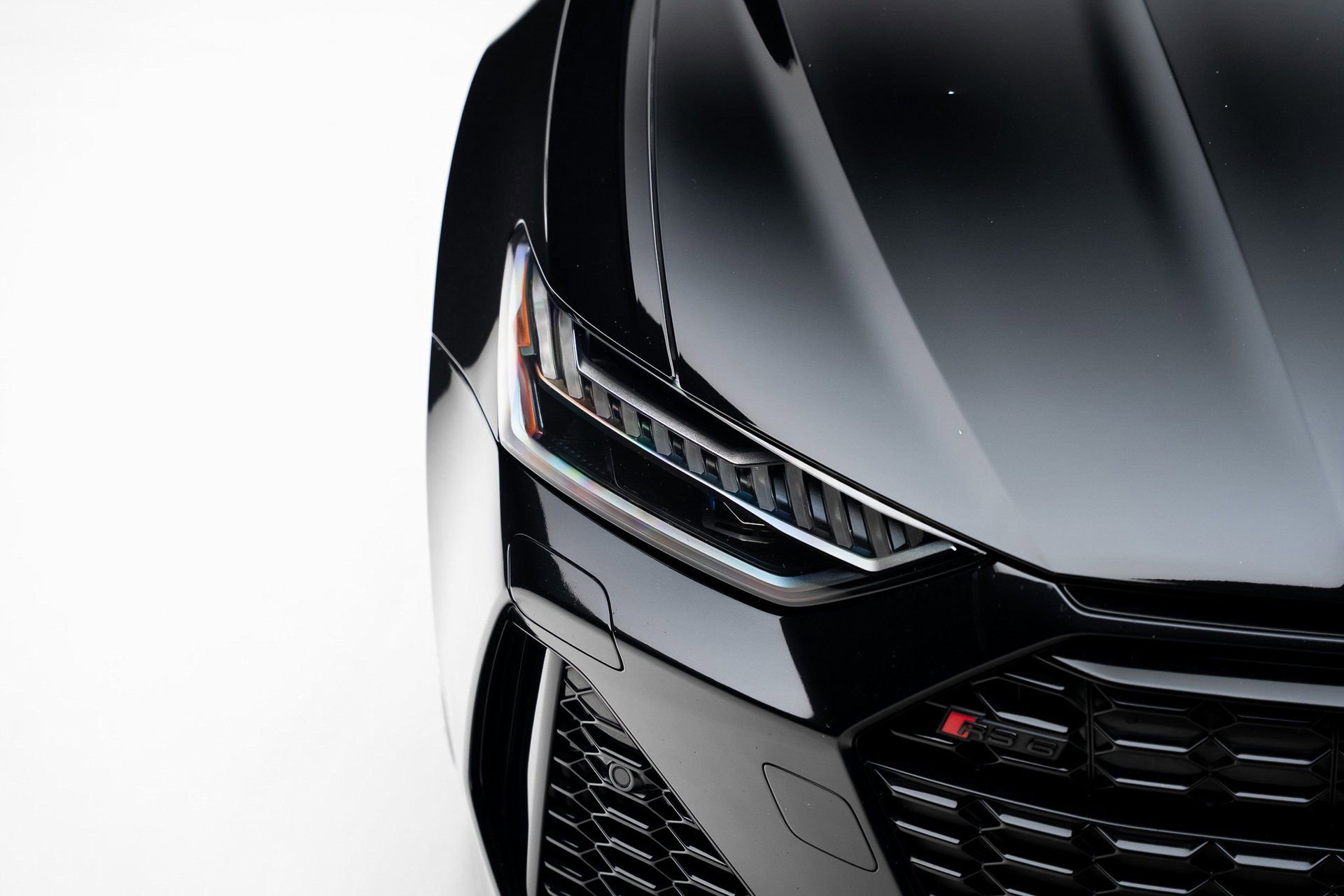 Used 2022 Audi RS 6 AWD/4WD image 9