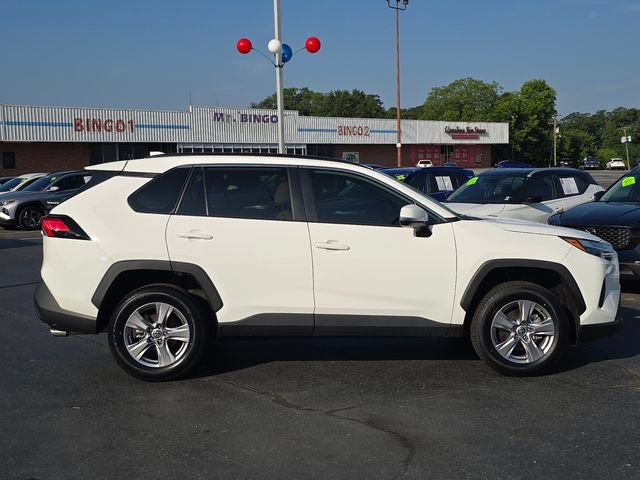 Used 2023 Toyota RAV4 XLE w/ Convenience Package FWD image 2