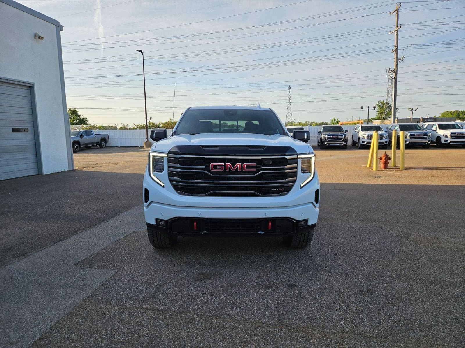 New 2026 GMC Sierra 1500 AT4 w/ AT4 Premium Package AWD/4WD image 9