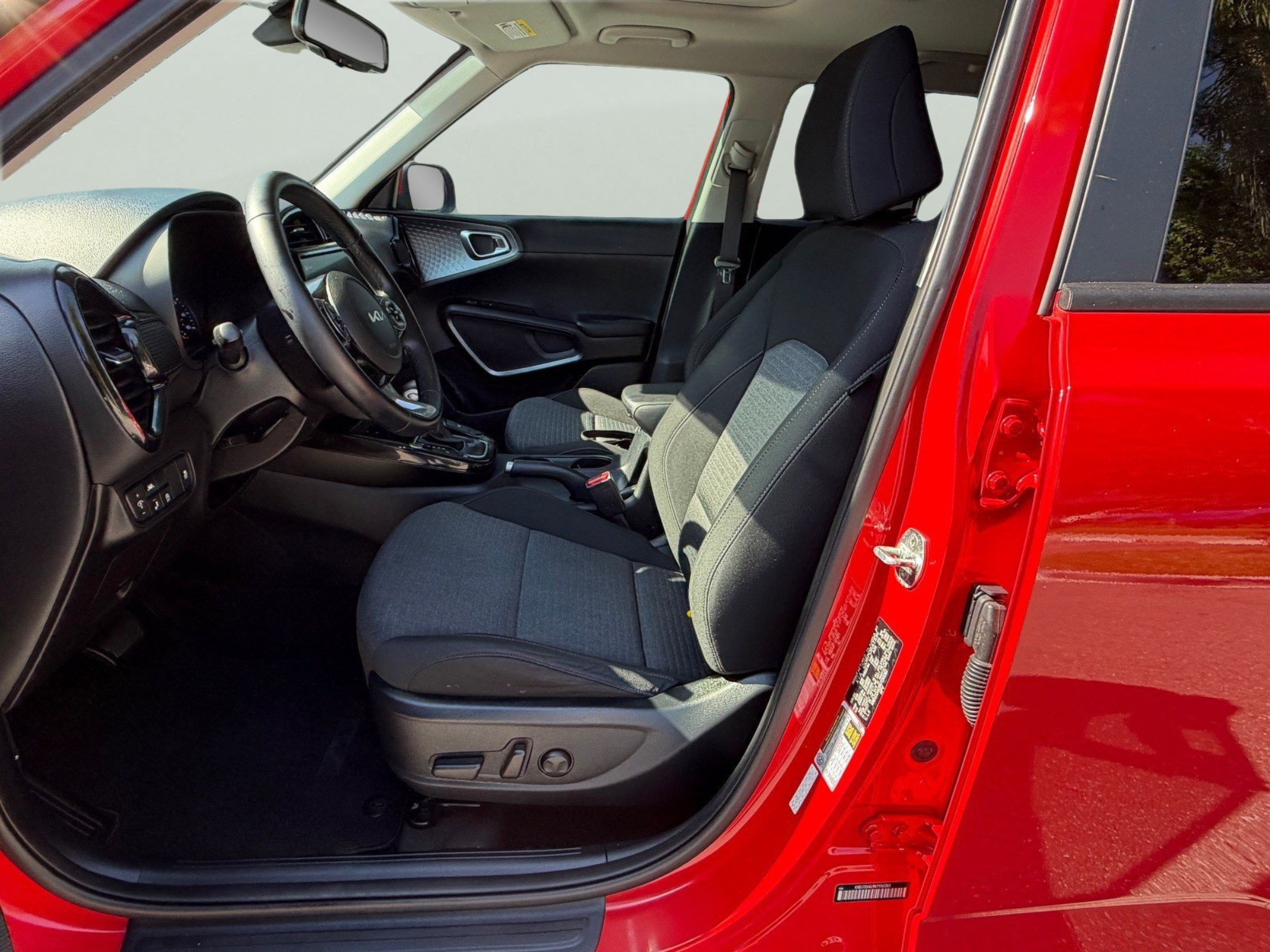Certified 2022 Kia Soul EX FWD image 9