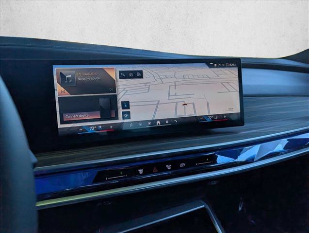Used 2025 BMW i7 xDrive60 AWD/4WD image 19