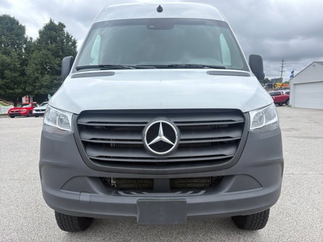 Used 2024 Mercedes-Benz Sprinter 2500 image 21