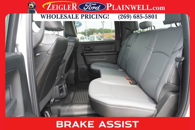 Used 2023 RAM 3500 Tradesman w/ Convenience Group image 11