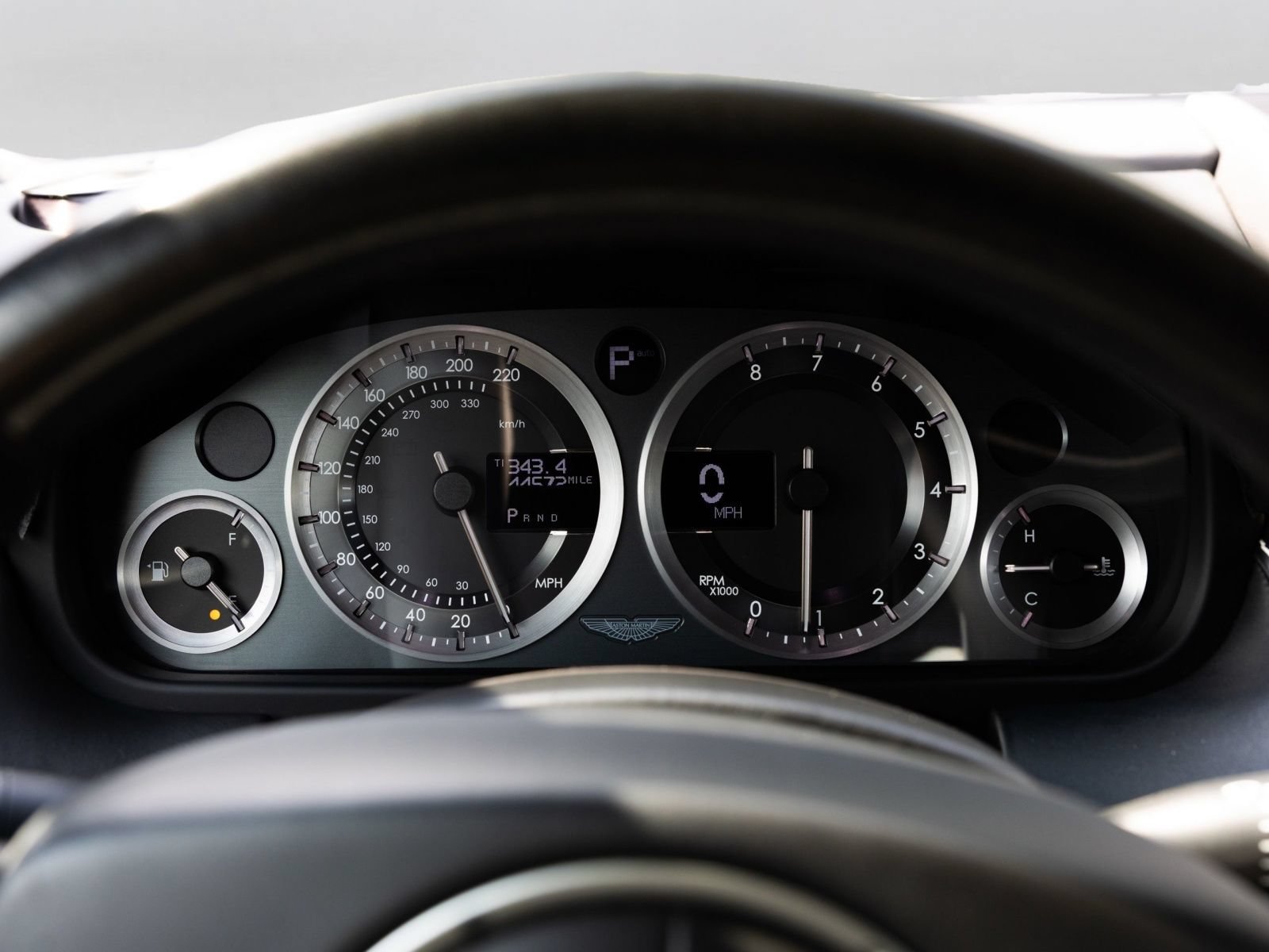 Used 2011 Aston Martin Rapide RWD image 15