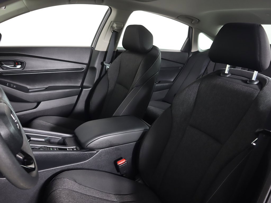 Certified 2025 Honda Accord SE image 29