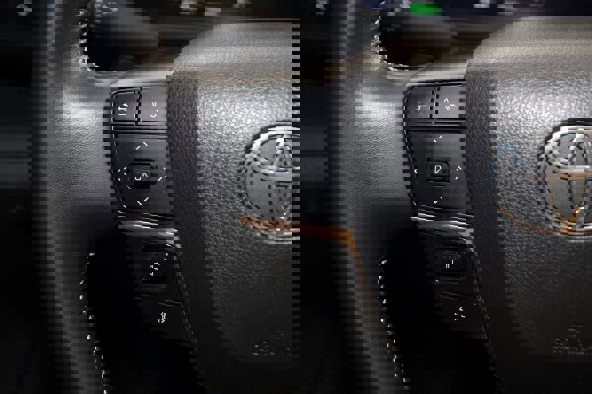 Used 2024 Toyota Crown XLE image 40