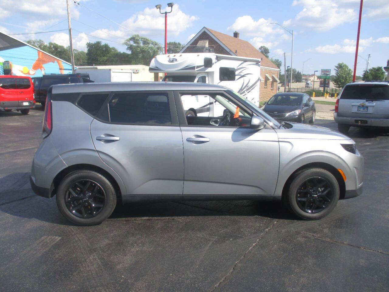 Used 2024 Kia Soul LX w/ Option Group 015 image 8