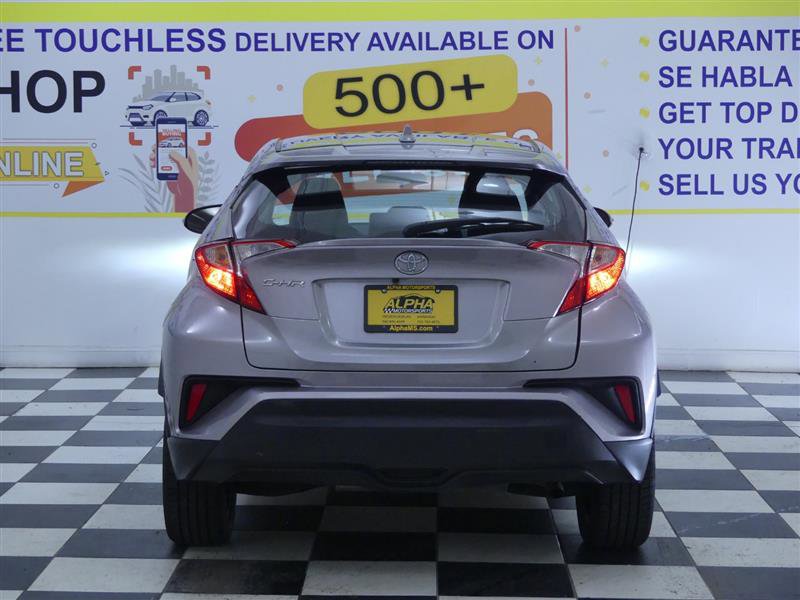 Used 2020 Toyota C-HR XLE image 5