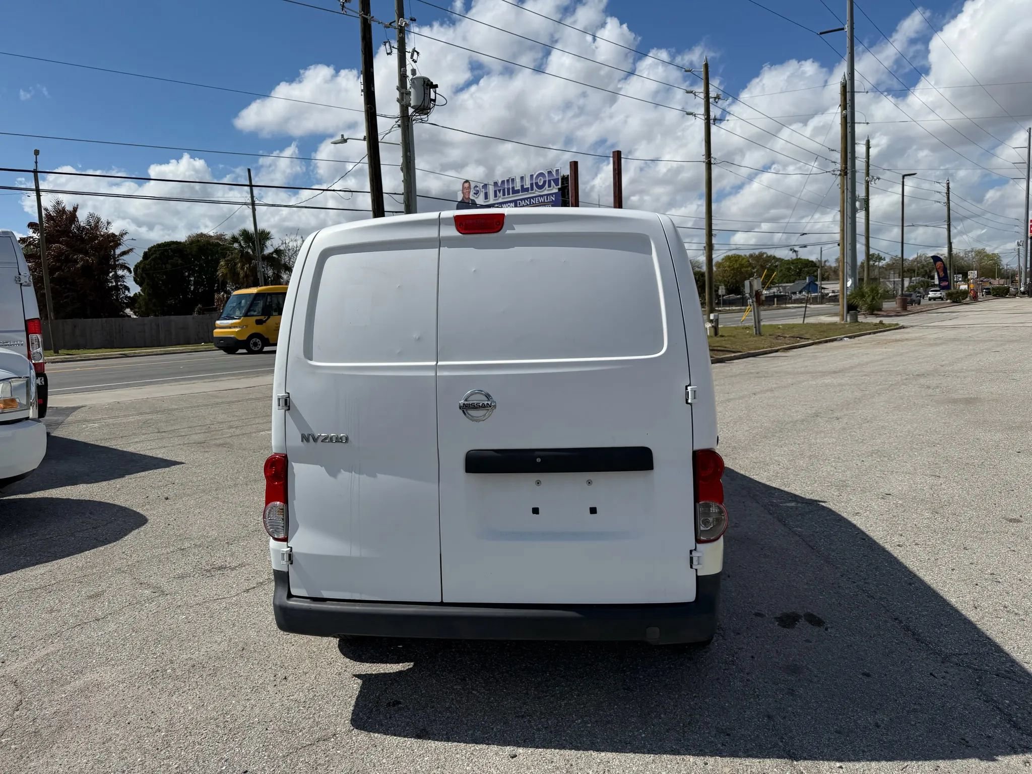 Used 2017 Nissan NV200 S image 6