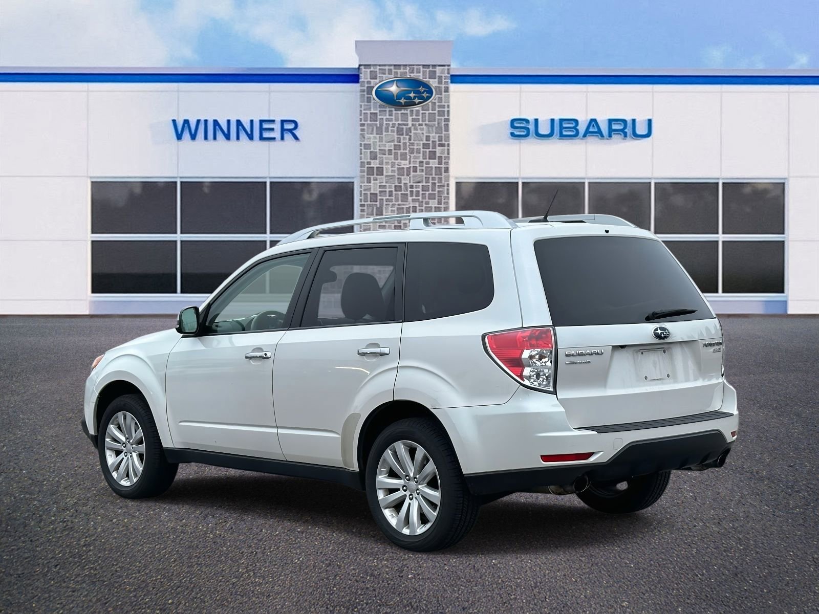 Used 2012 Subaru Forester 2.5X Touring image 2