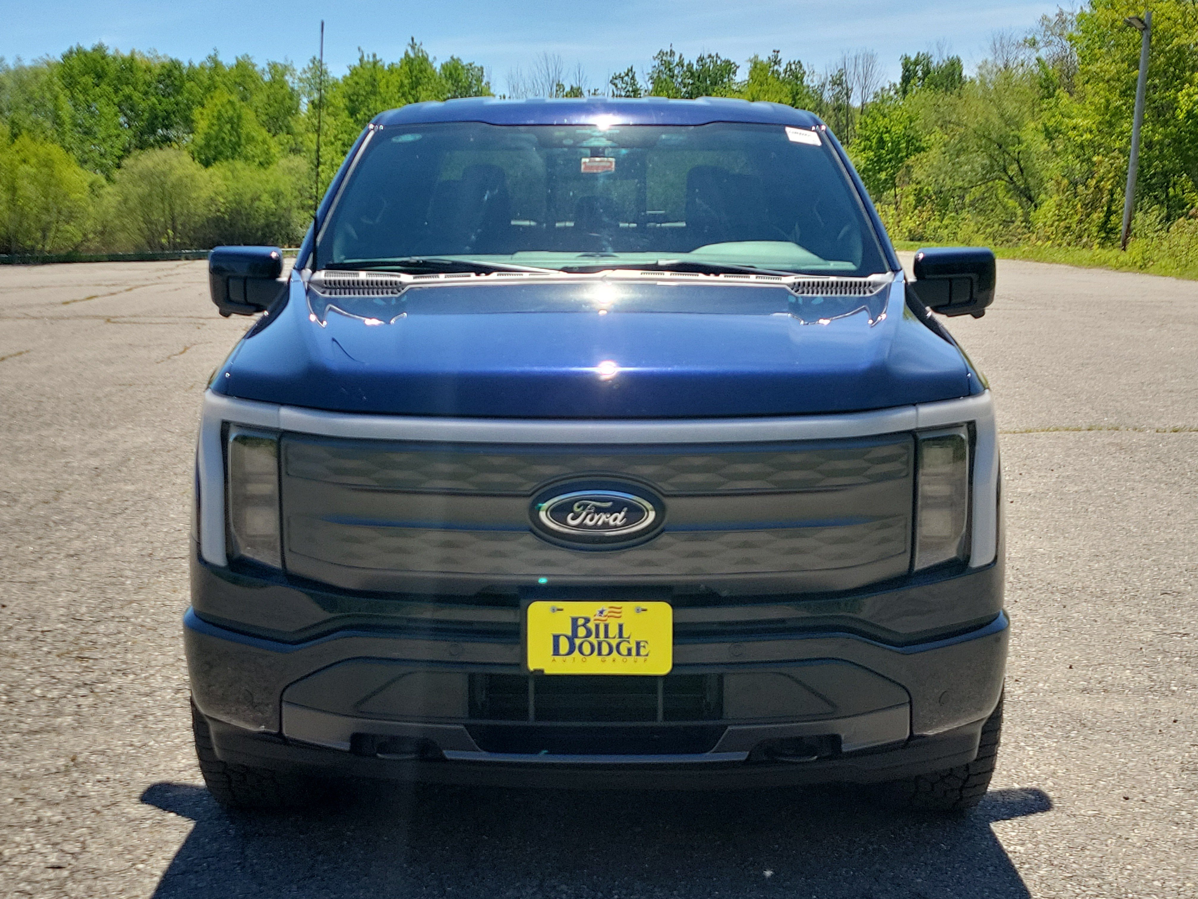 Used 2023 Ford F150 Lightning Lariat AWD/4WD image 2