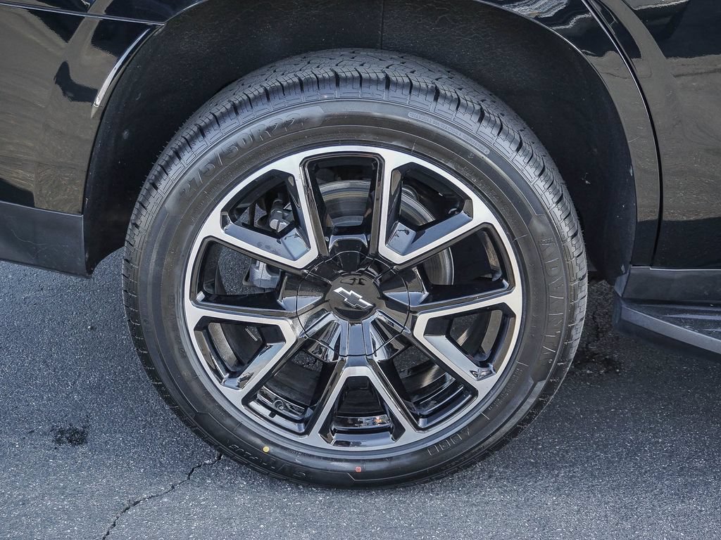 Used 2024 Chevrolet Tahoe RST RWD image 8