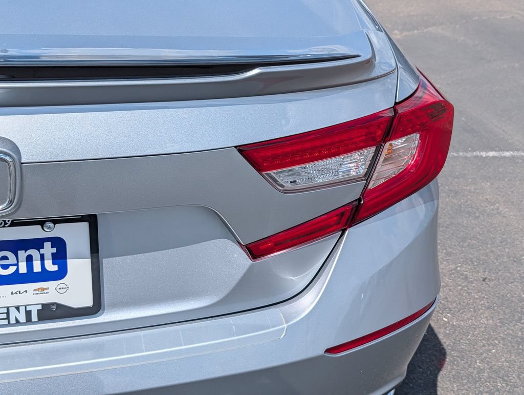 Used 2018 Honda Accord EX image 6