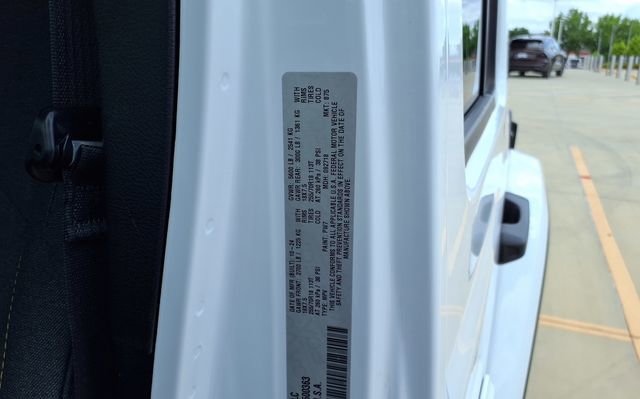 Used 2025 Jeep Wrangler Unlimited Sahara AWD/4WD image 33