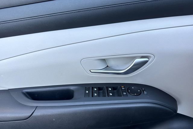 Used 2025 Hyundai Tucson SEL AWD/4WD image 11