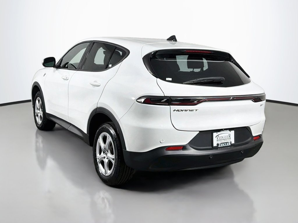 Used 2024 Dodge Hornet GT w/ Cold Weather Group AWD/4WD image 5