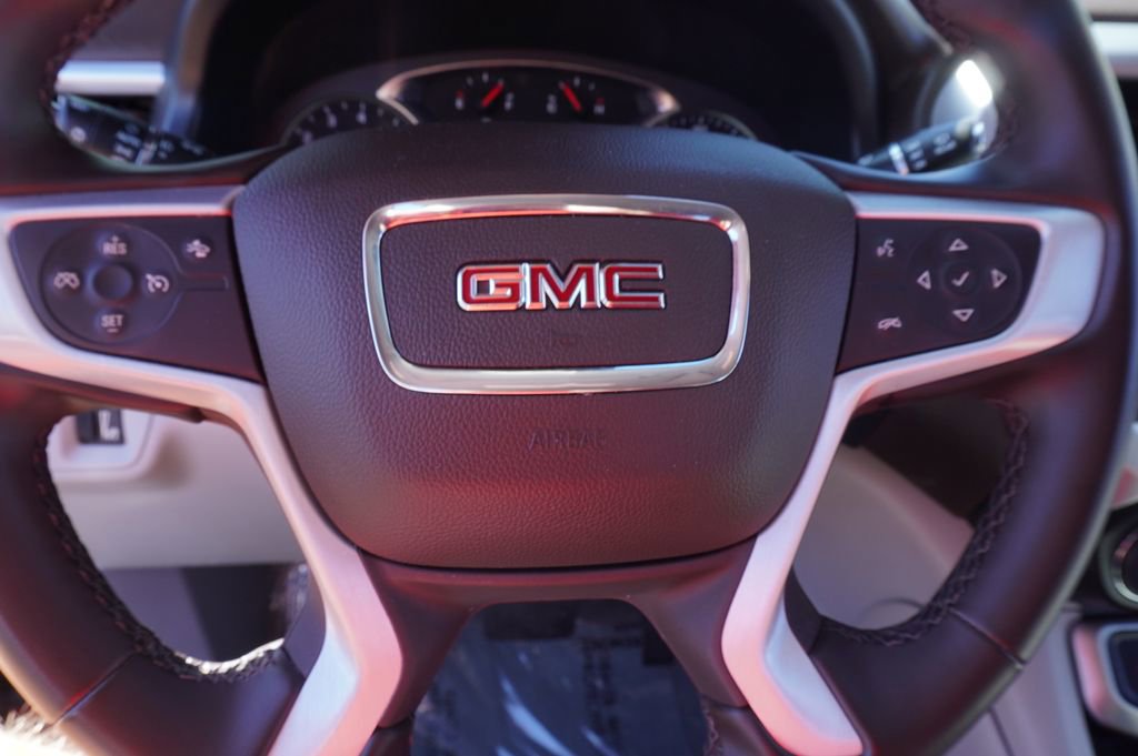 Certified 2023 GMC Acadia SLT image 18