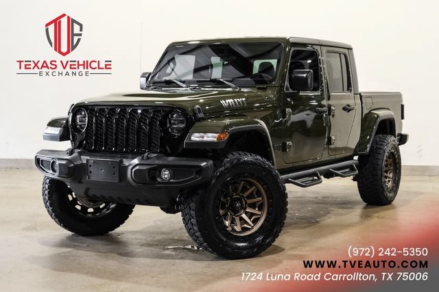Used 2023 Jeep Gladiator Sport AWD/4WD image 1