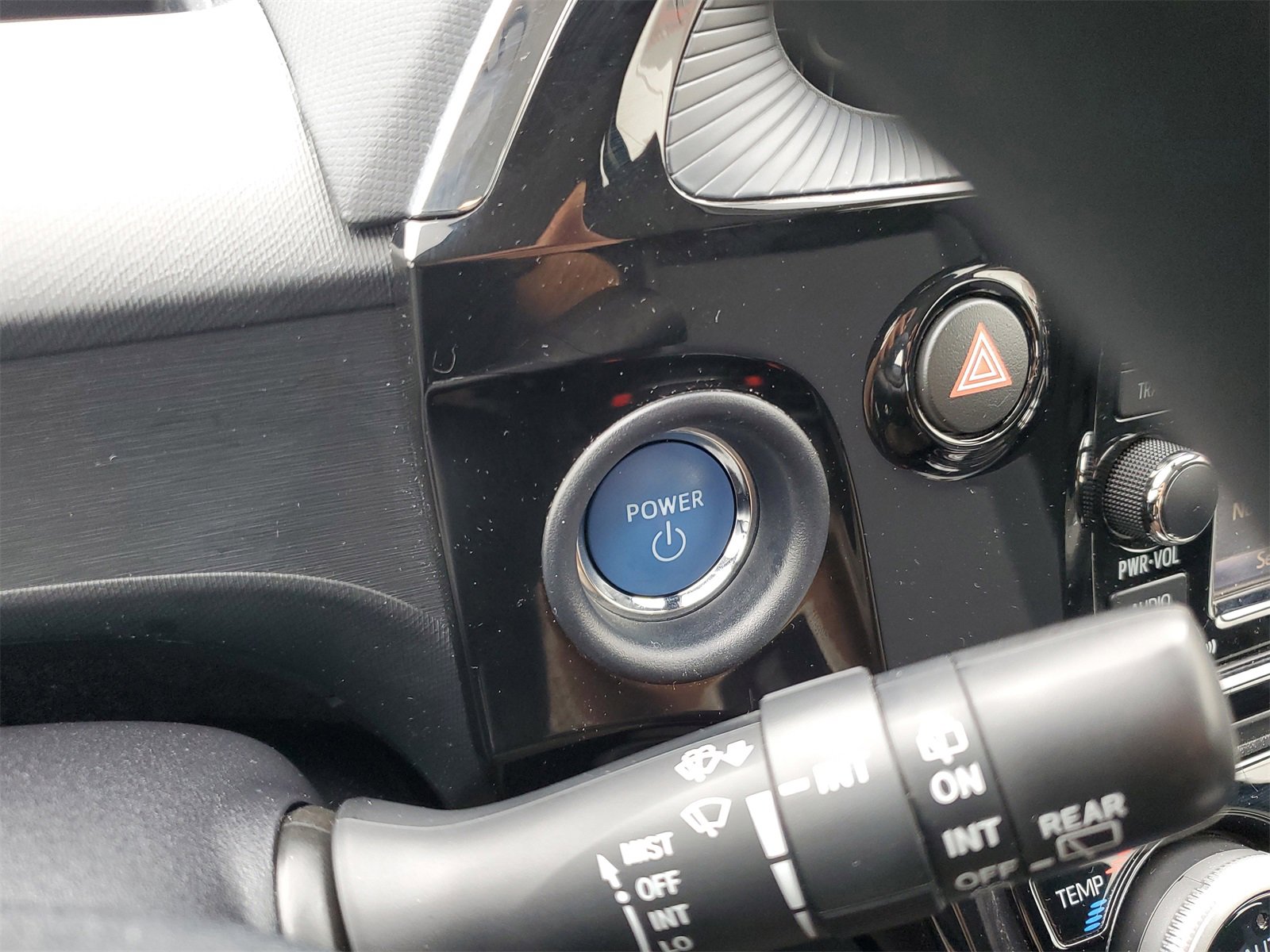 Certified 2019 Toyota Prius C image 24