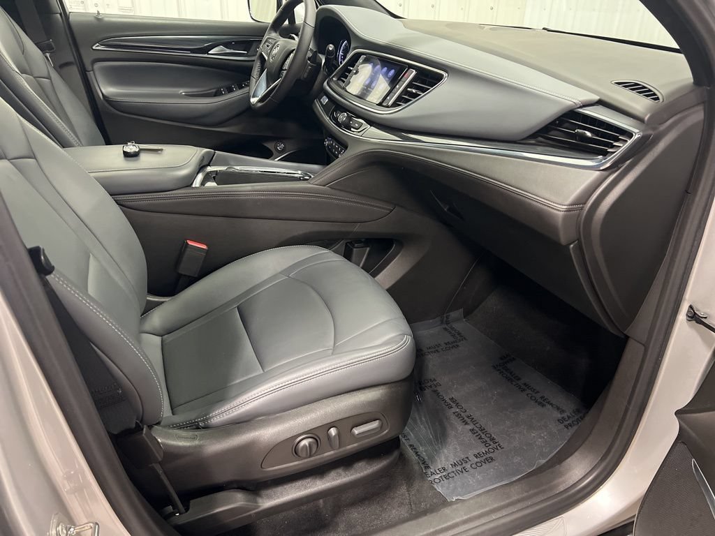 Certified 2022 Buick Enclave Essence w/ Experience Buick Package AWD/4WD image 10