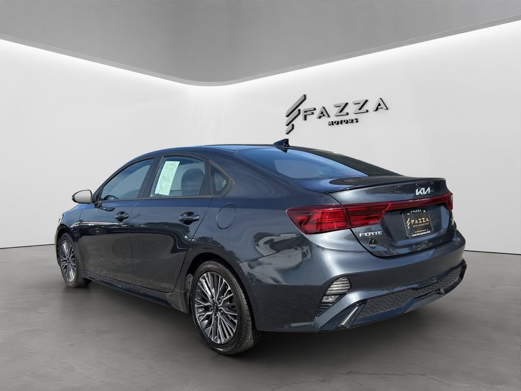 Used 2023 Kia Forte GT-Line w/ GT-Line Premium Package FWD image 3