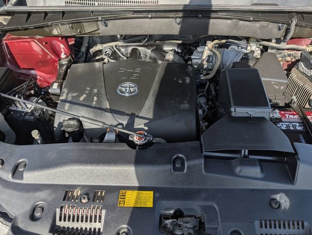 Used 2018 Toyota Highlander Limited Platinum image 38