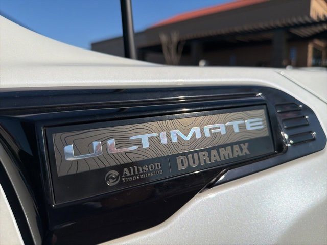 Used 2024 GMC Sierra 3500 Denali Ultimate image 2