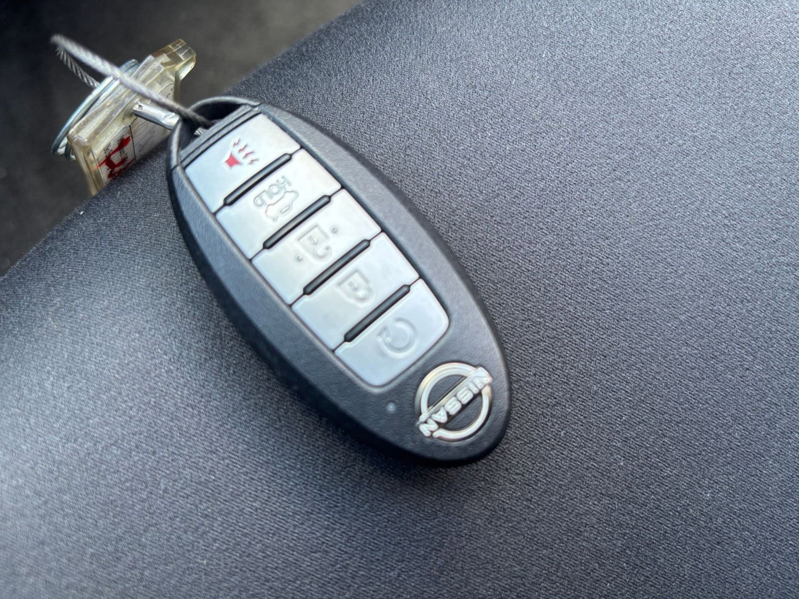 Used 2025 Nissan Altima 2.5 SV FWD image 24