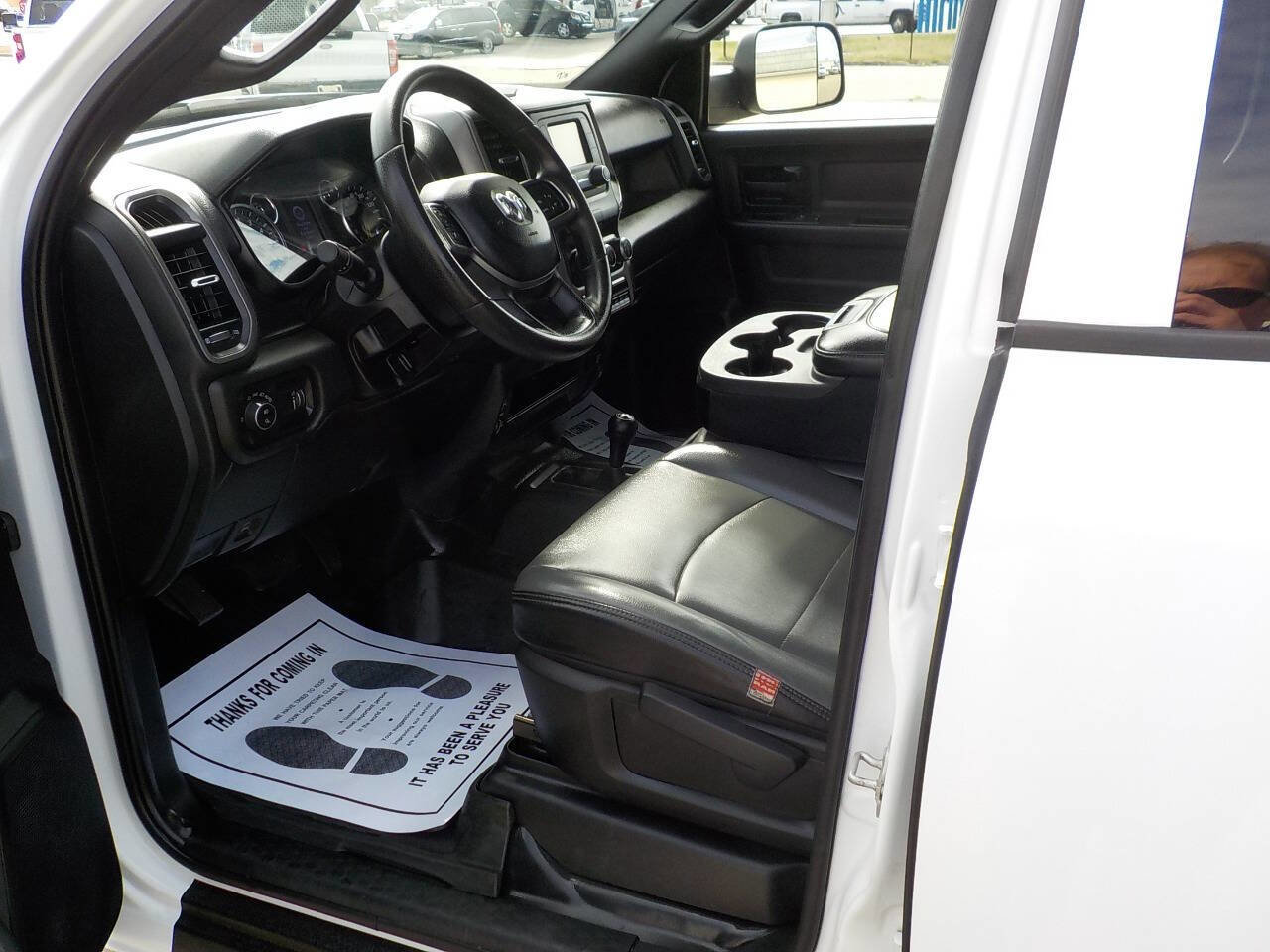 Used 2022 RAM 2500 Tradesman w/ Chrome Appearance Group image 11