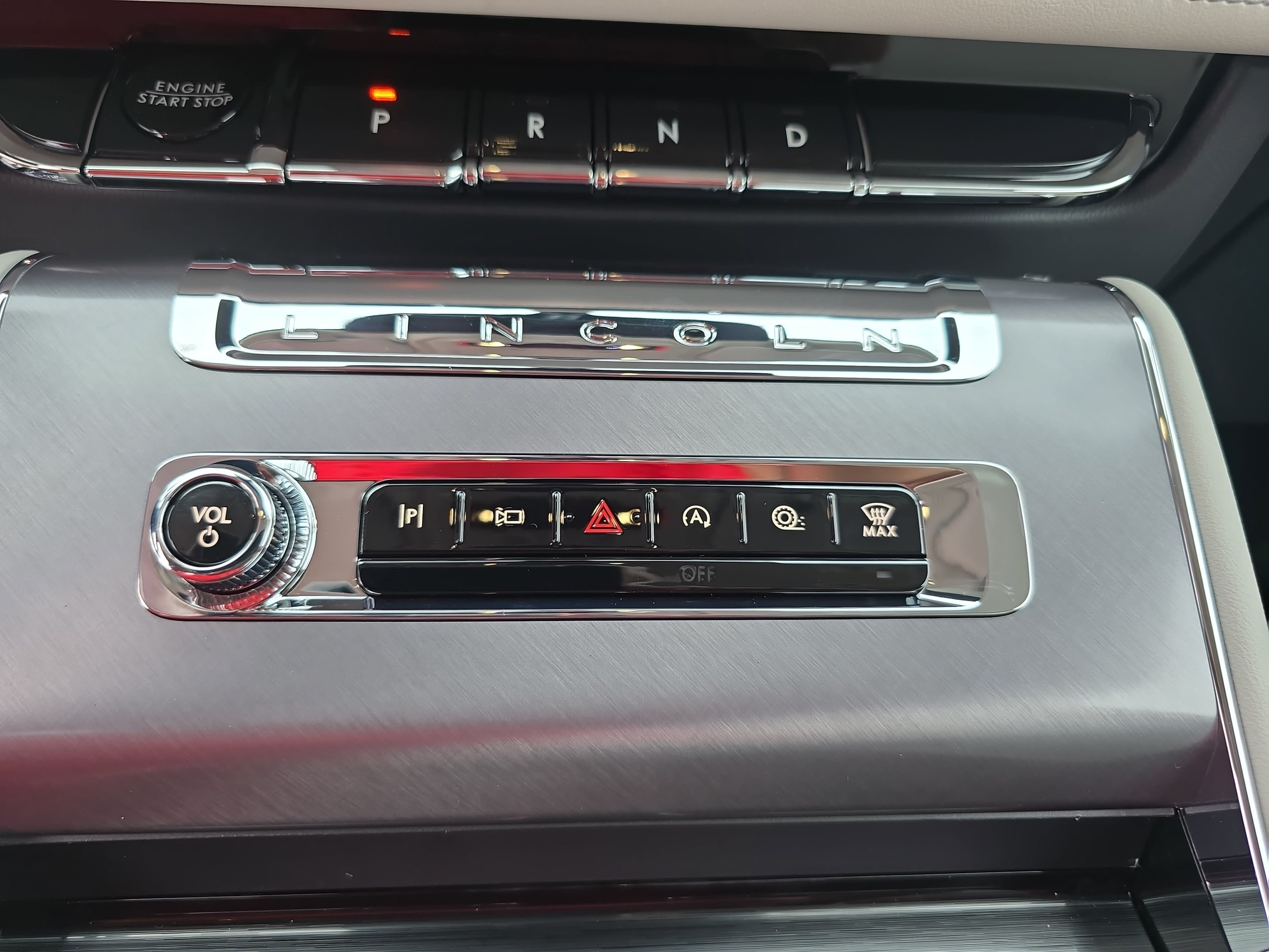 New 2026 Lincoln Aviator AWD image 23