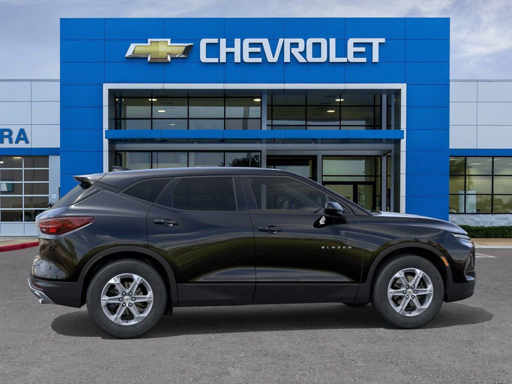 New 2026 Chevrolet Blazer LT FWD image 5