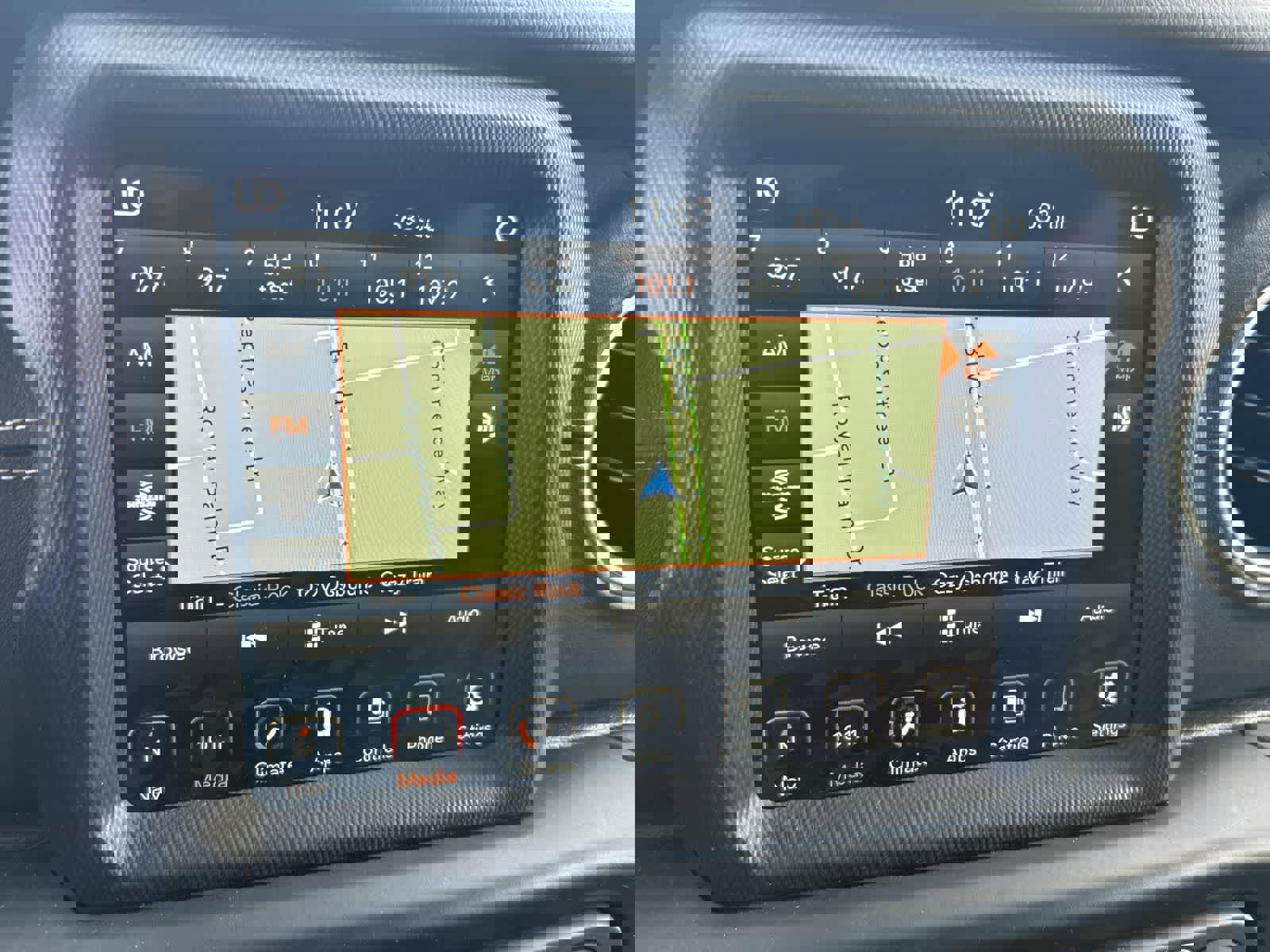 Used 2021 Jeep Wrangler Unlimited Sahara image 37