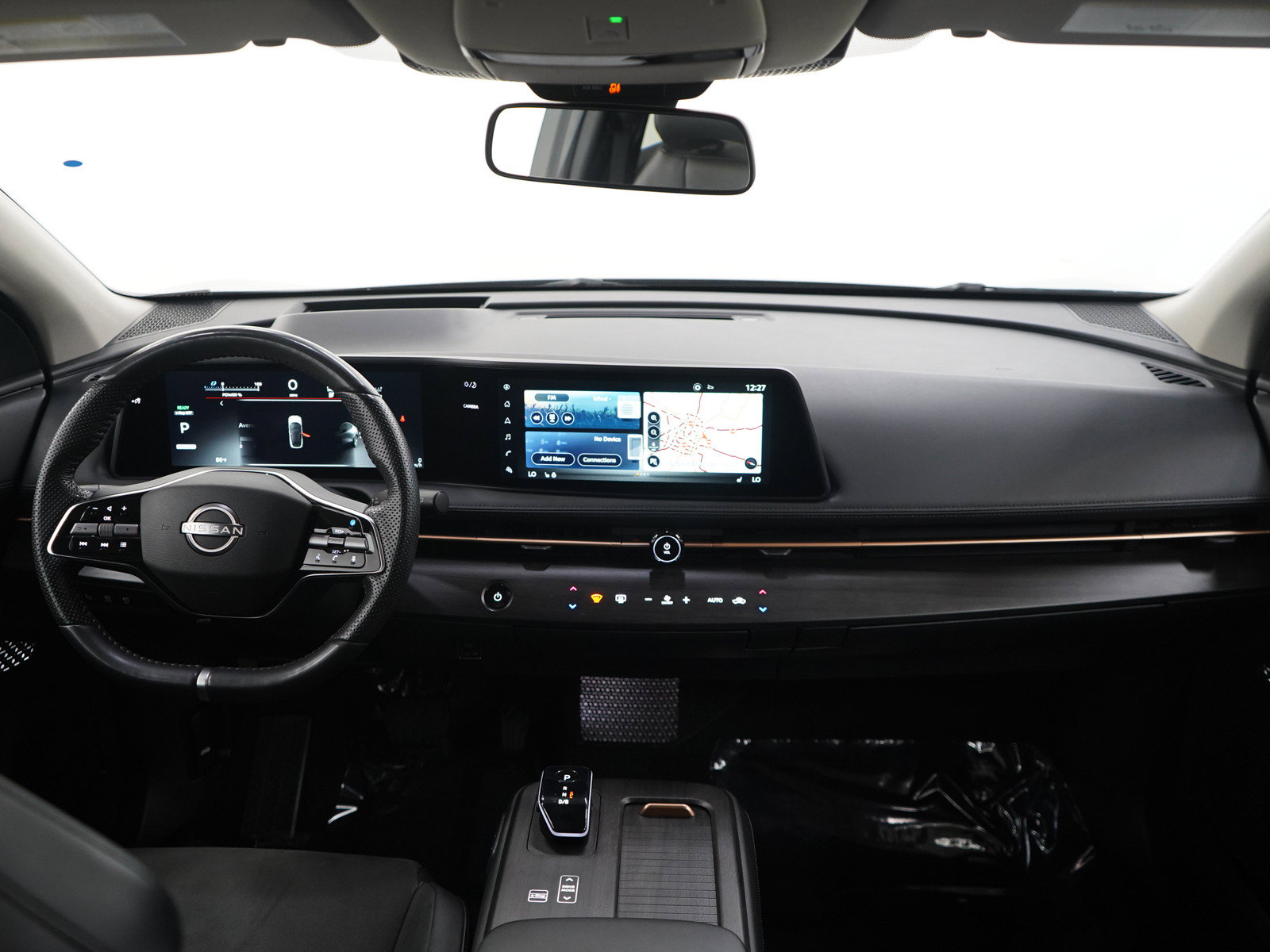 Used 2025 Nissan Ariya FWD image 13