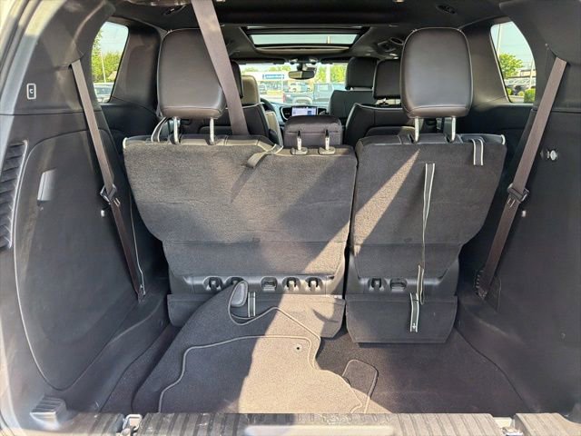 Used 2026 Chrysler Pacifica Limited FWD image 39
