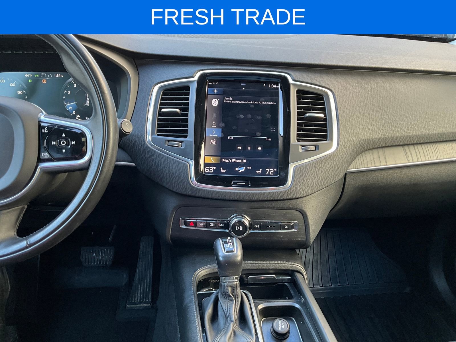 Used 2020 Volvo XC90 T5 Momentum w/ Protection Package Premier image 17